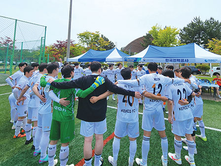 K-CREATOR
짜릿한 승리를 거머쥐다! KEPCO FC